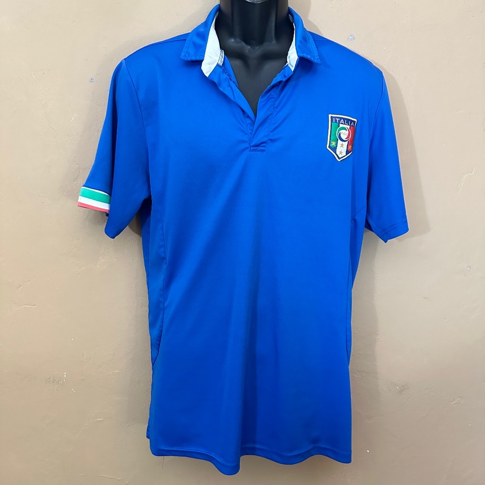 FIGC Italy Soccer Shirt Embroidered 21" armpit to armpit seams Poly blend